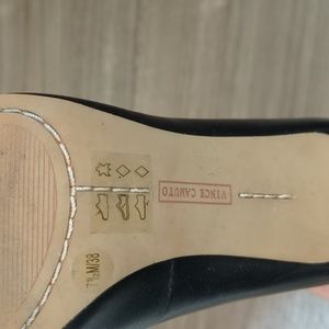 Vince Camuto black pumps
